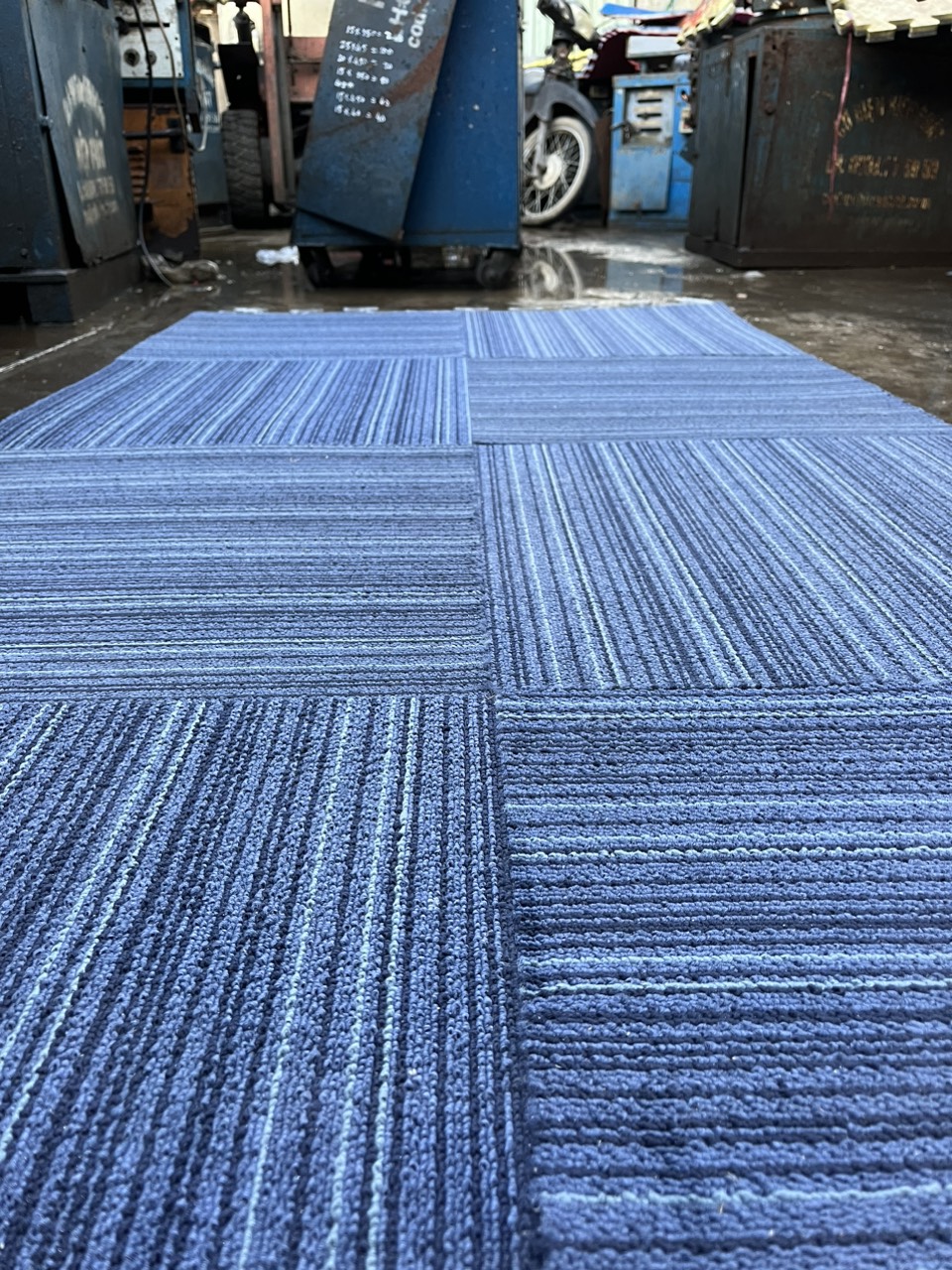 Kho thảm trải sàn cũ văn phòng xả kho giá rẻ