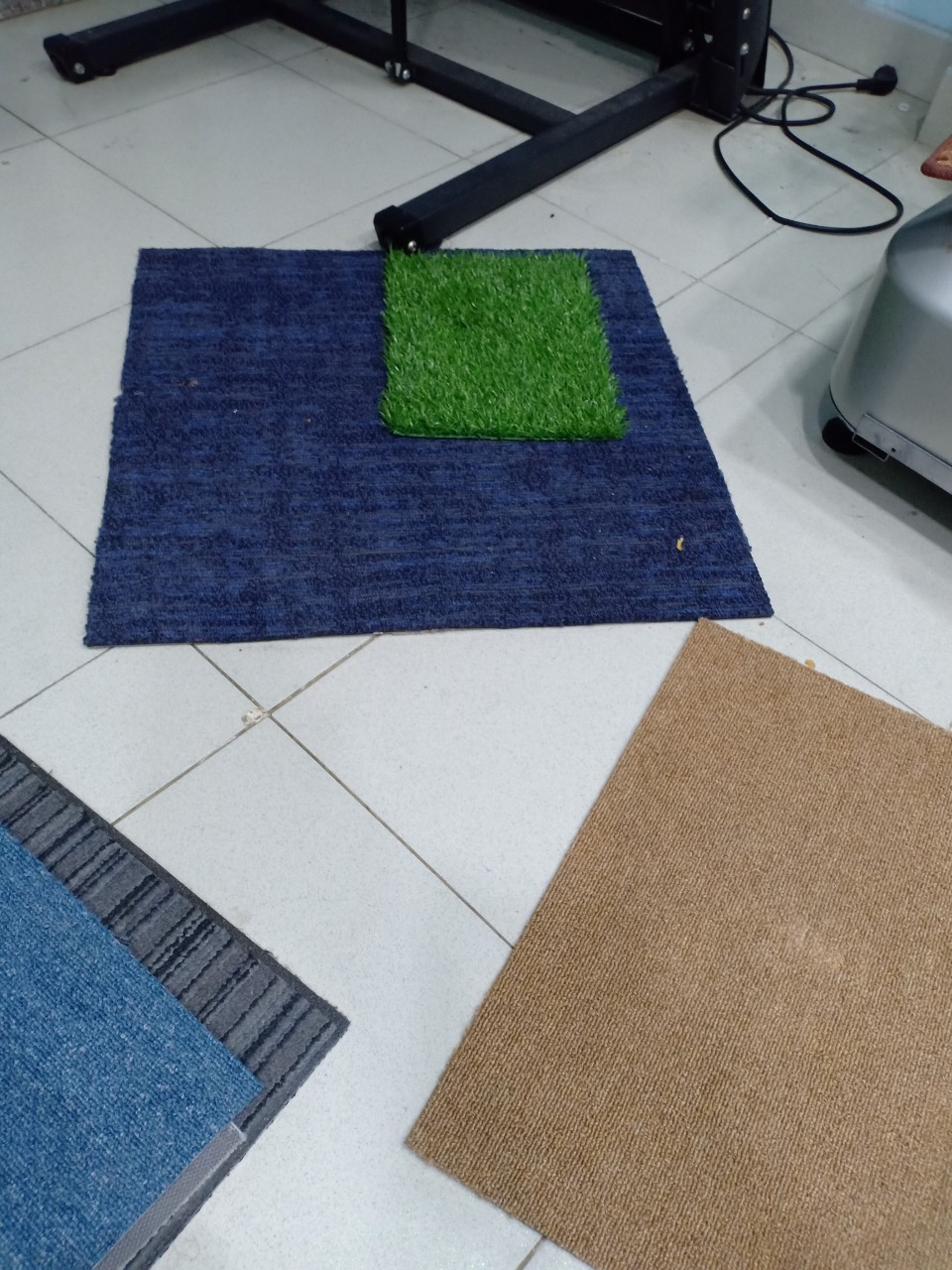 Kho thảm trải sàn cũ văn phòng xả kho thanh lý giá rẻ